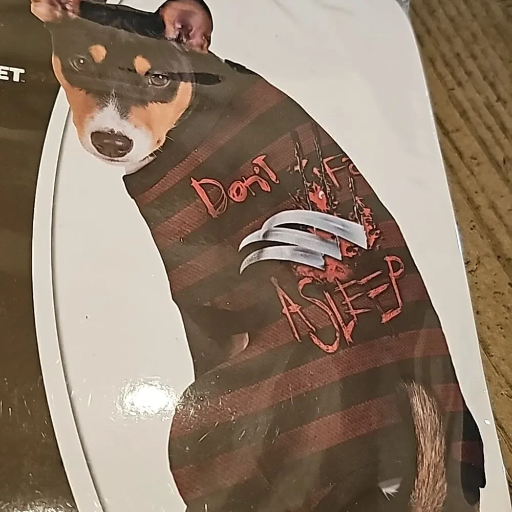 Nightmare on elm Street dog sweater size M NWT
